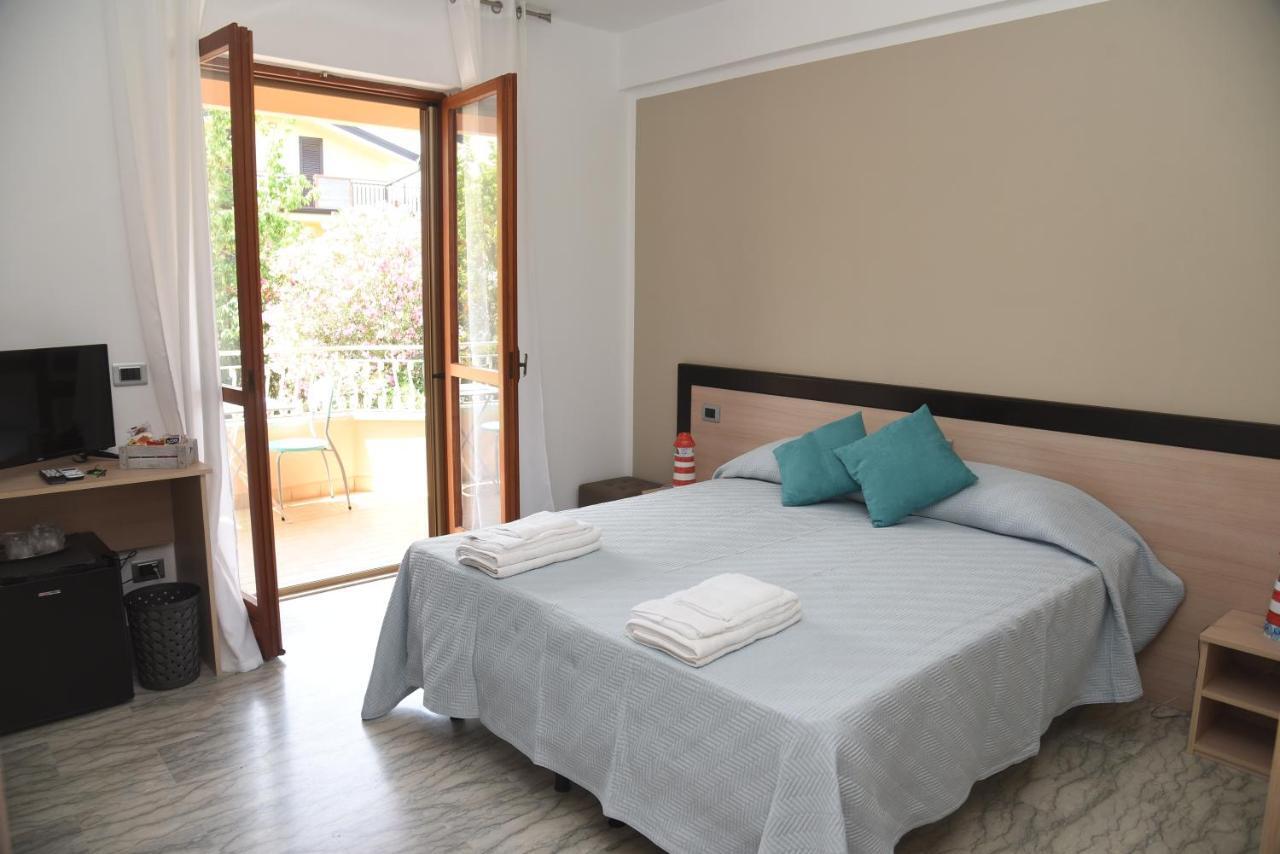 La Porta Del Mare Bed & Breakfast Villapiana Bagian luar foto